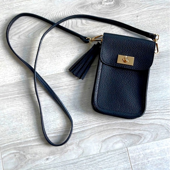 mellow word Other - black crossbody bags Mellow World Small Women Ari Cell Phone Carrier Crossbody